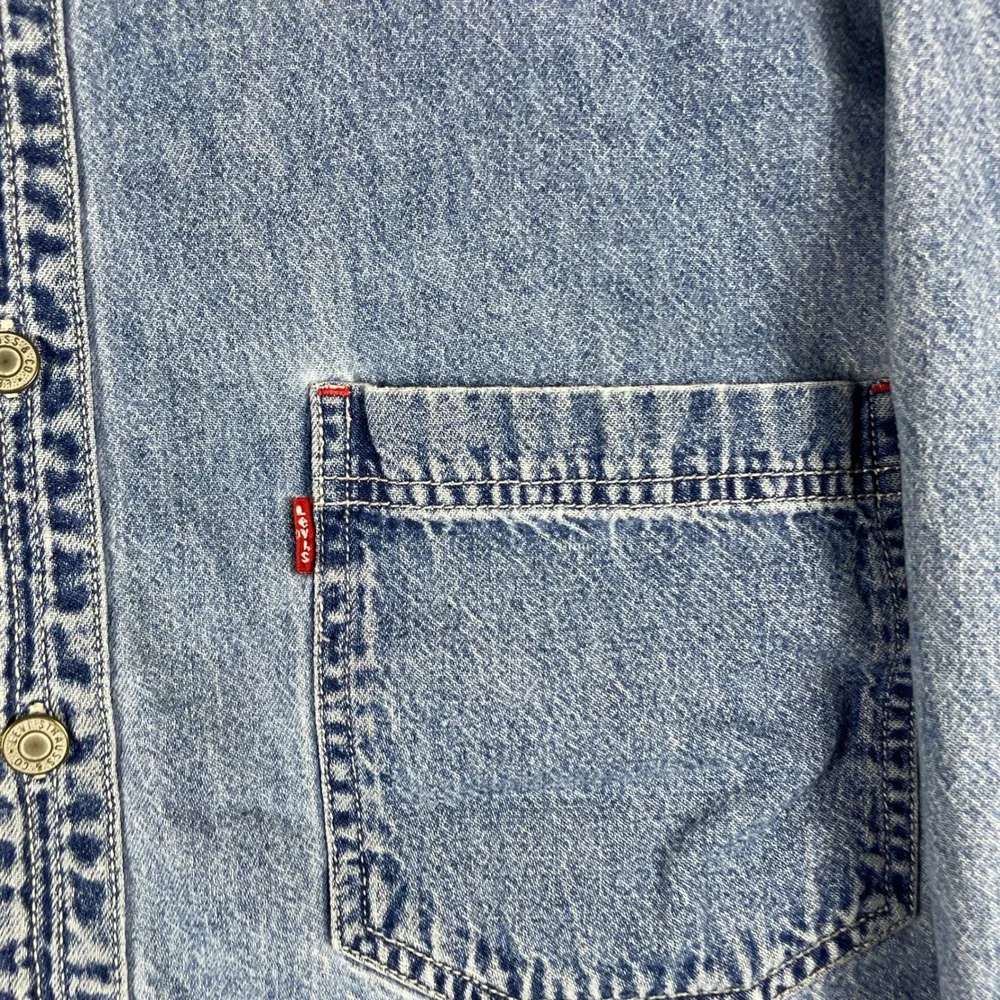 Vintage Levi's Button Down Shirt Mens L Blue Denim Red Tab Long Sleeve Vintage